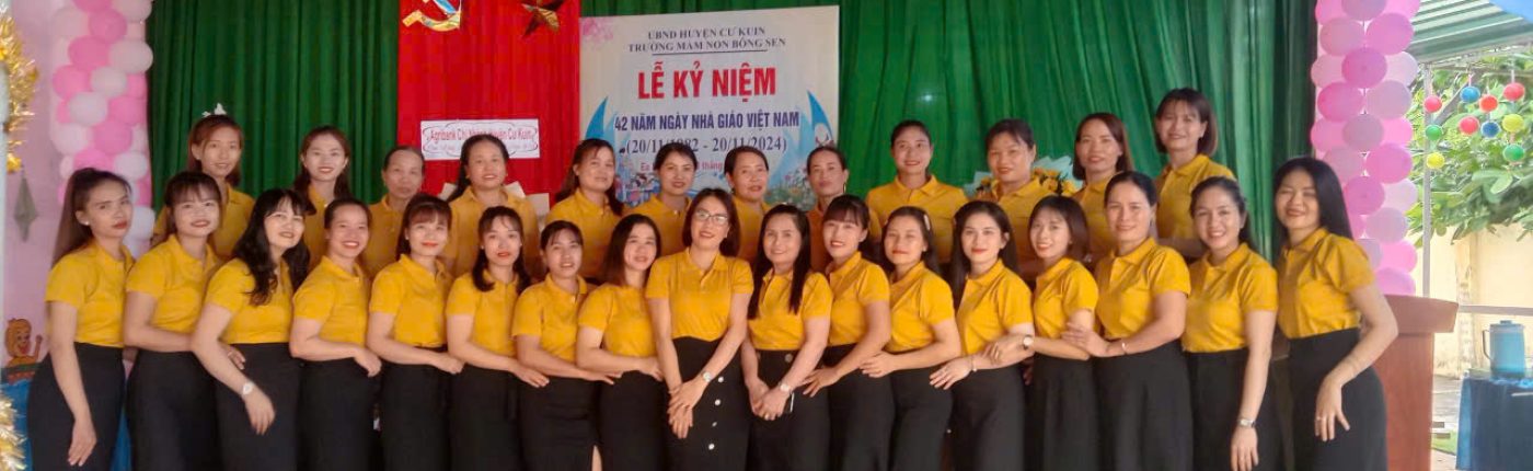 Tập thể trường Mầm non Bông Sen